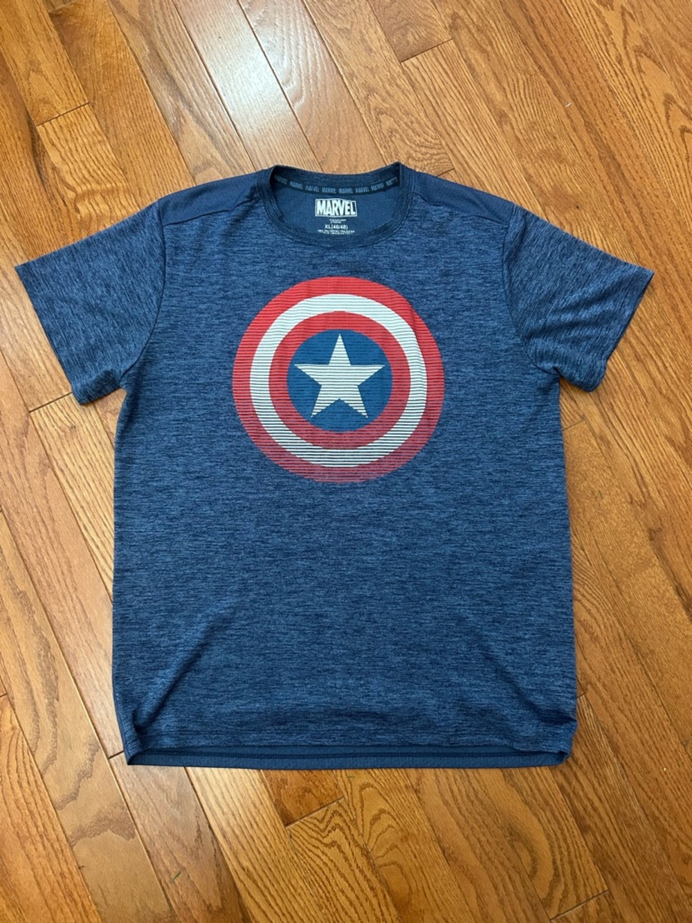 Marvel Captain America athletic shirt, XL
